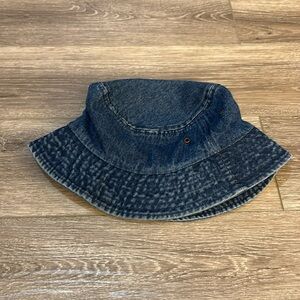 Denim bucket hat